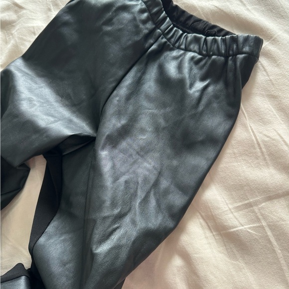 Planet Vegan Leather Sexy Leggings - Picture 10 of 13